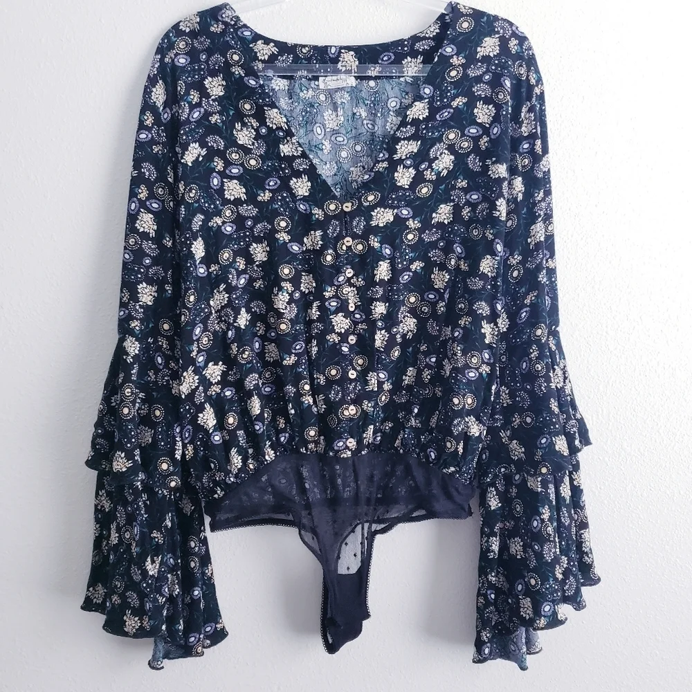 Free People Shes Dainty Long Bell Sleeve Floral Thong Bodysuit New Without Tags